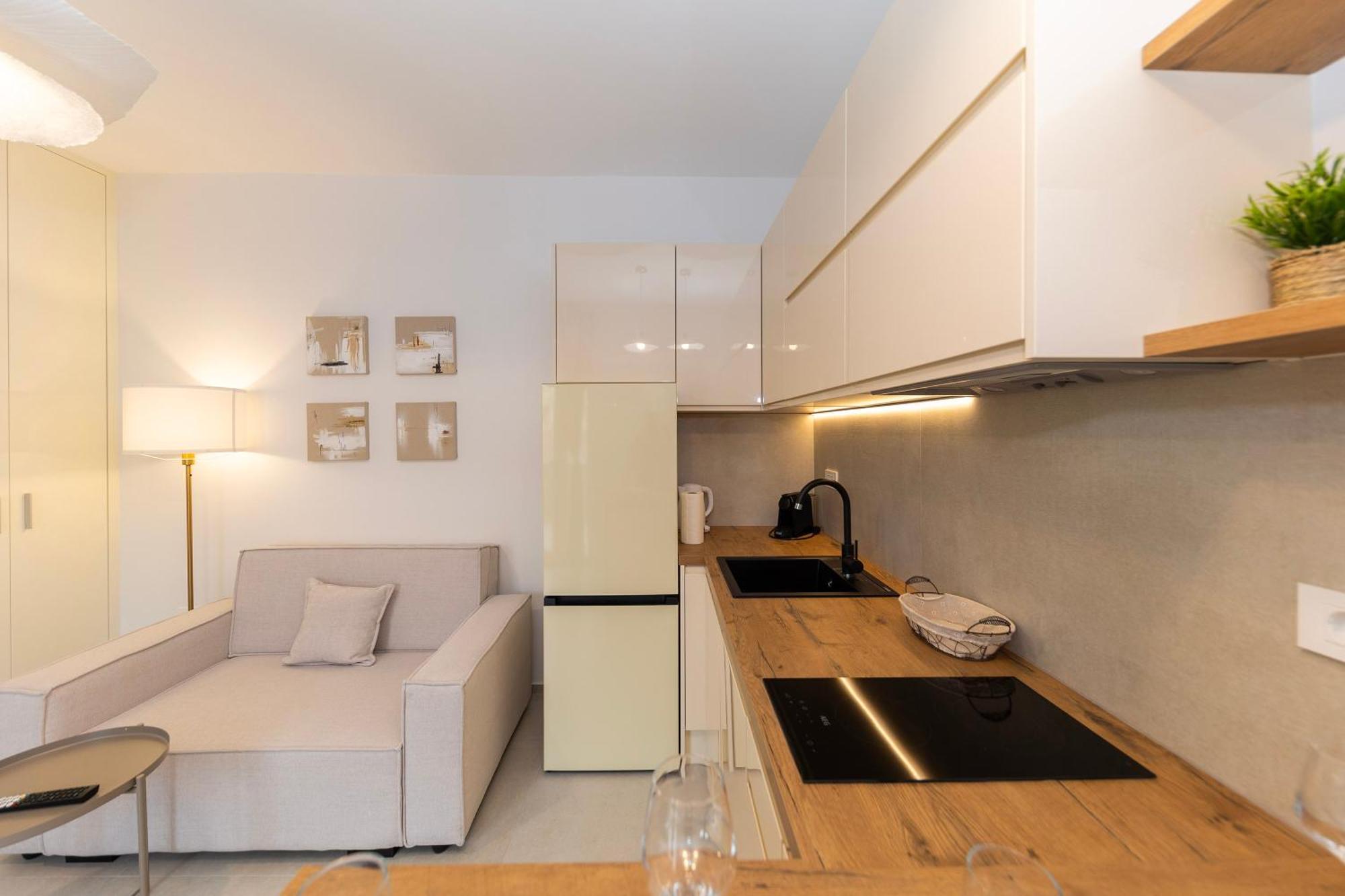 Find Your Haven In Morena Celeste Seaside Puntamika Apartments! Apartment