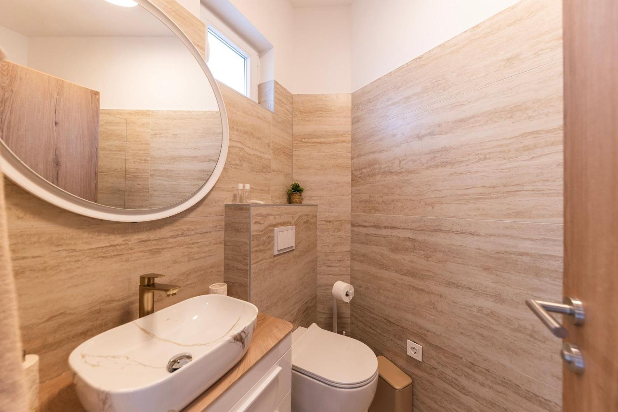 Find Your Haven In Morena Celeste Seaside Puntamika Apartments! Apartment *
