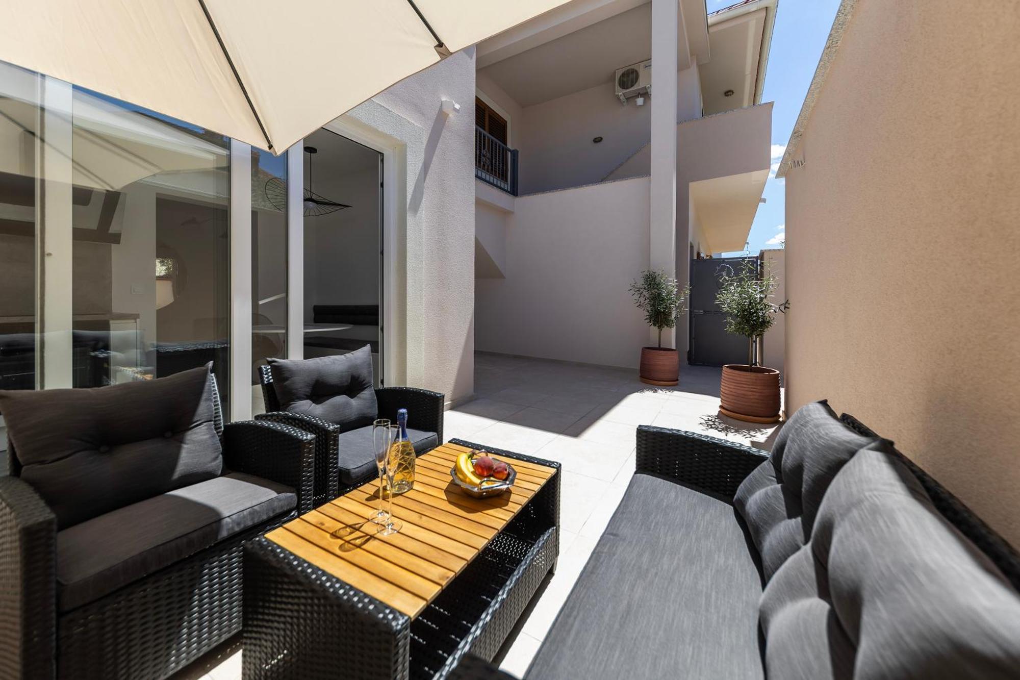 Find Your Haven In Morena Celeste Seaside Puntamika Apartments! * Zadar