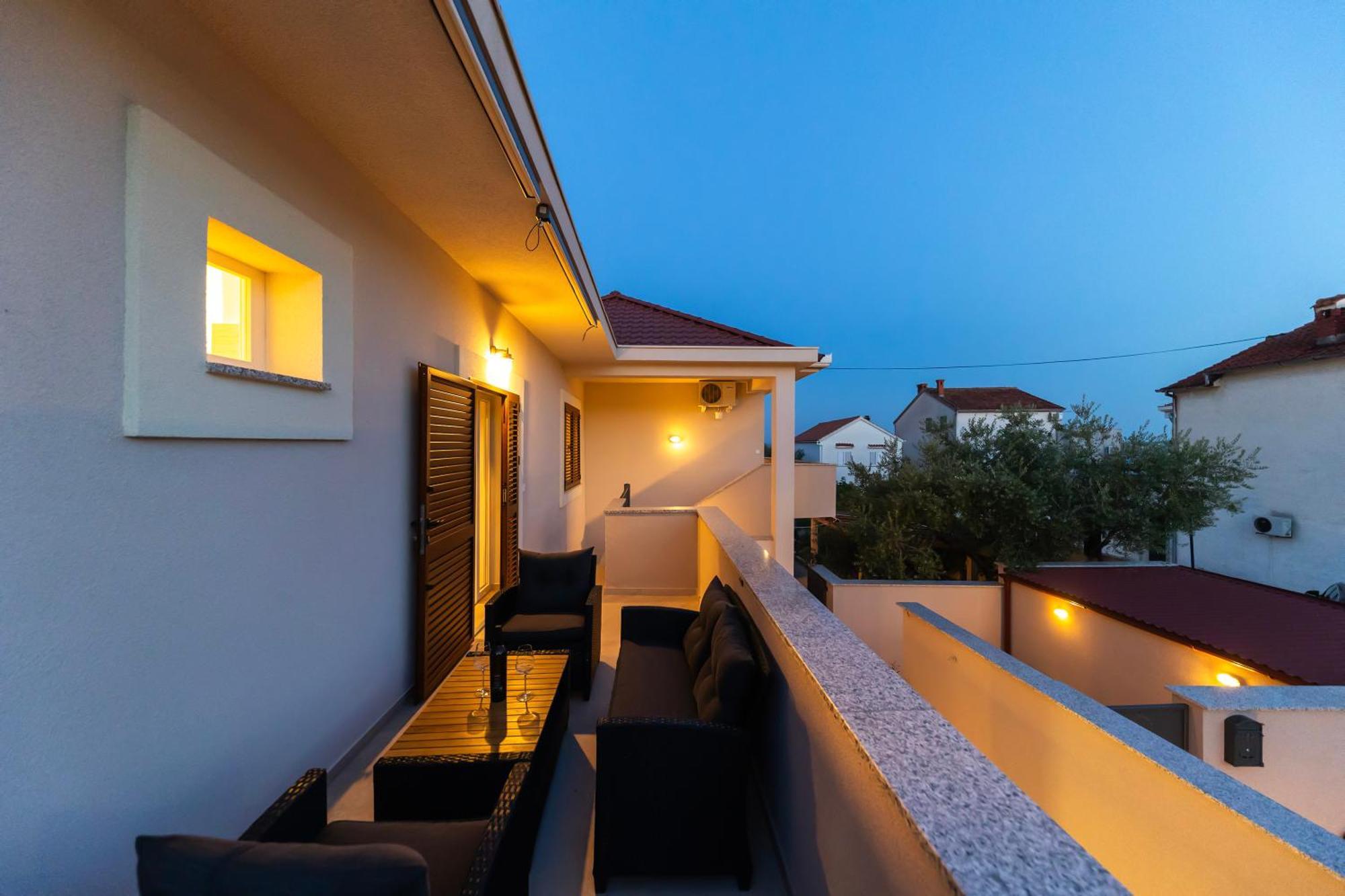 Find Your Haven In Morena Celeste Seaside Puntamika Apartments! *