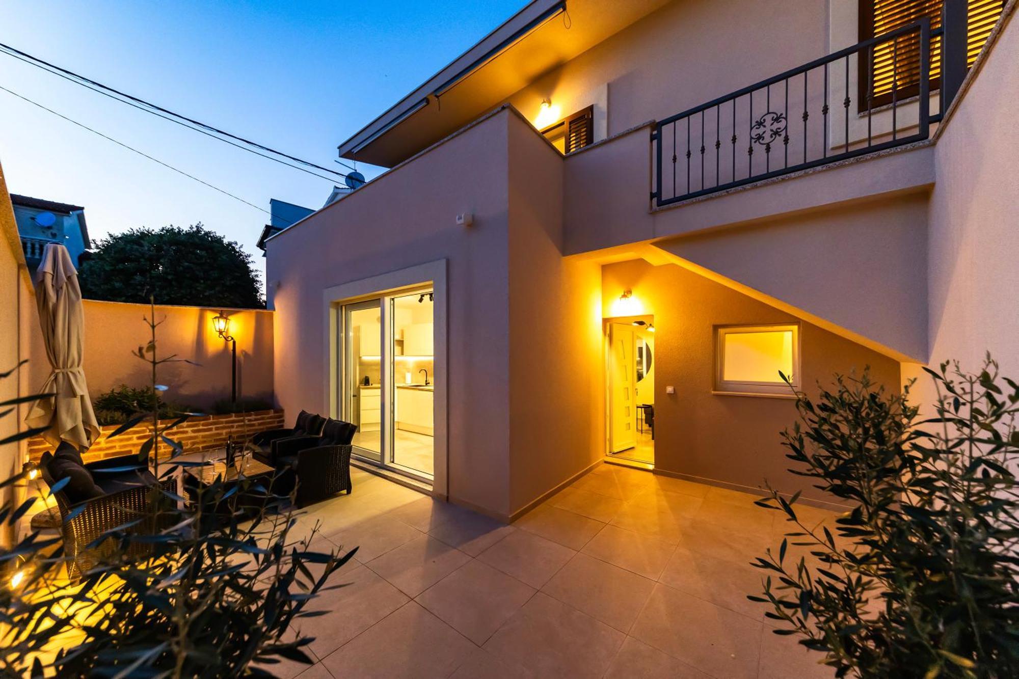 Find Your Haven In Morena Celeste Seaside Puntamika Apartments! Apartment