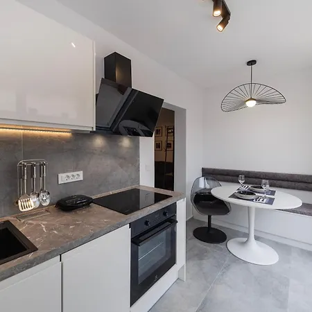 Find Your Haven In Morena Celeste Seaside Puntamika Apartments! Zadar Buitenkant foto