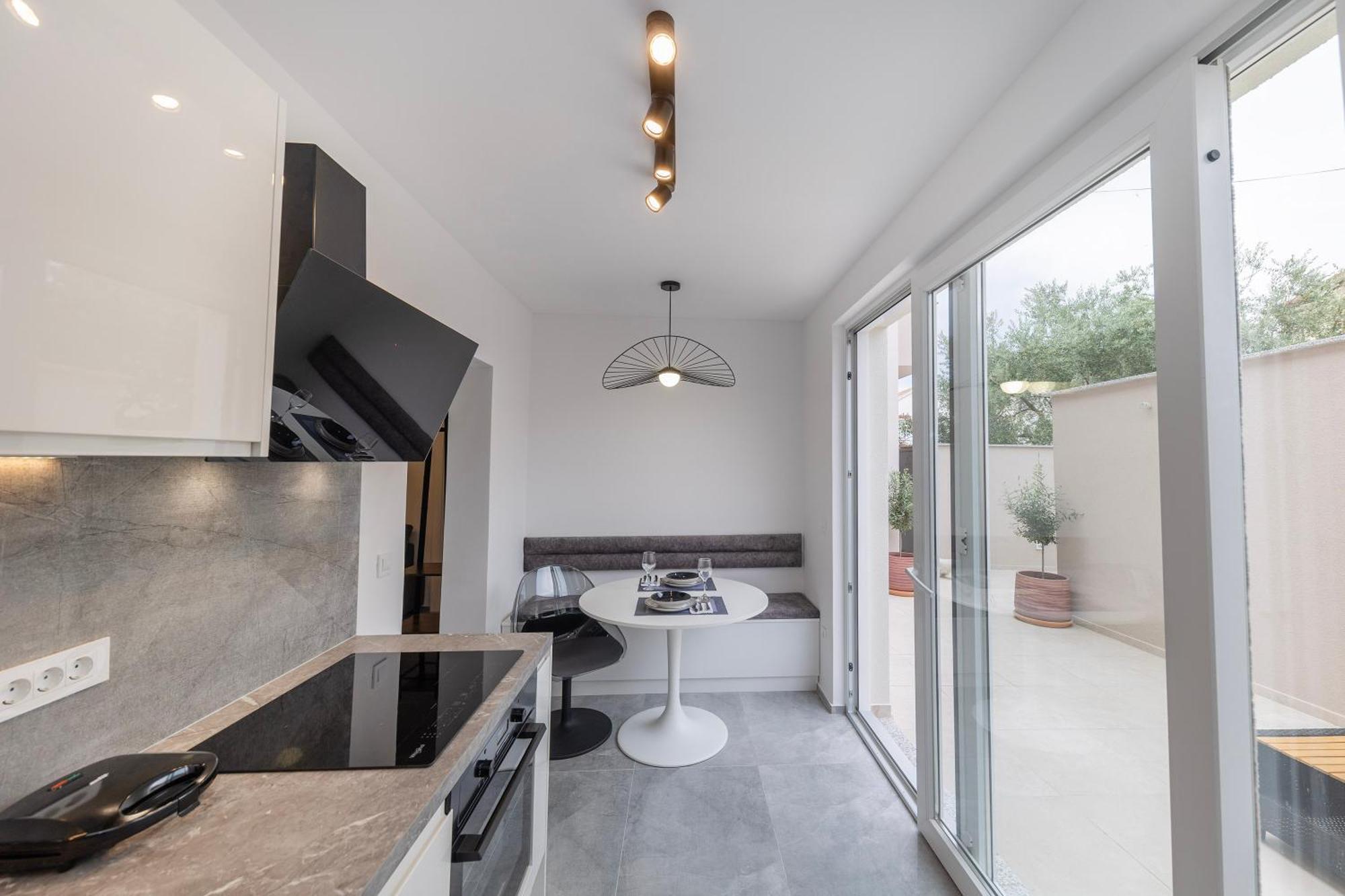 Find Your Haven In Morena Celeste Seaside Puntamika Apartments!